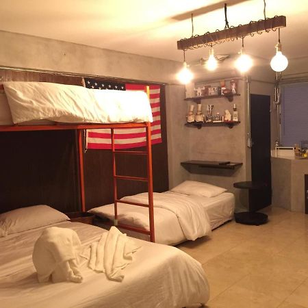 Renovated Loft Style Condo Bangkok Ngoại thất bức ảnh