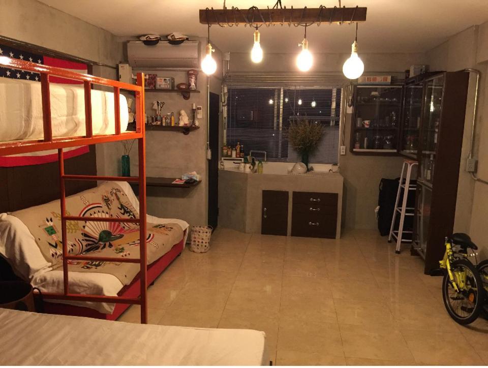 Renovated Loft Style Condo Bangkok Ngoại thất bức ảnh