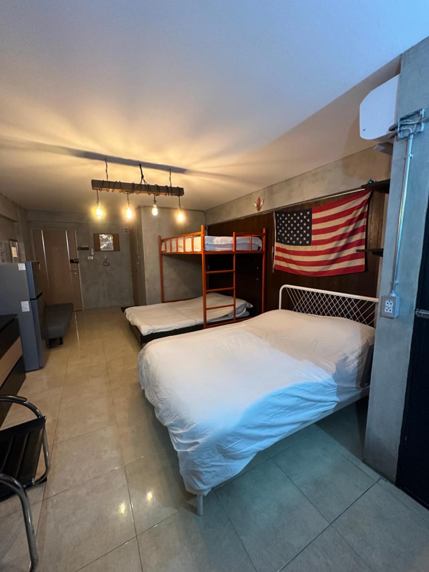 Renovated Loft Style Condo Bangkok Ngoại thất bức ảnh