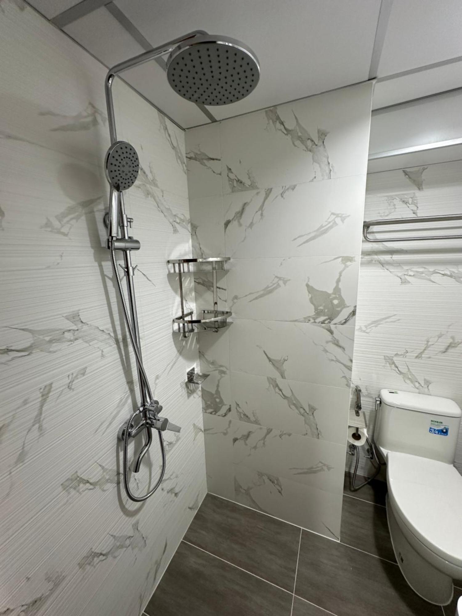 Renovated Loft Style Condo Bangkok Ngoại thất bức ảnh