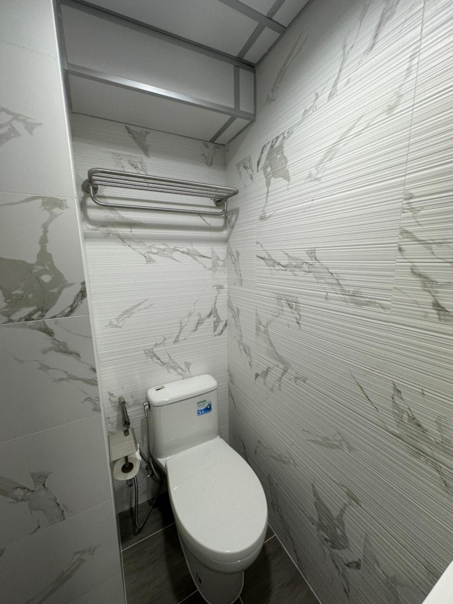 Renovated Loft Style Condo Bangkok Ngoại thất bức ảnh
