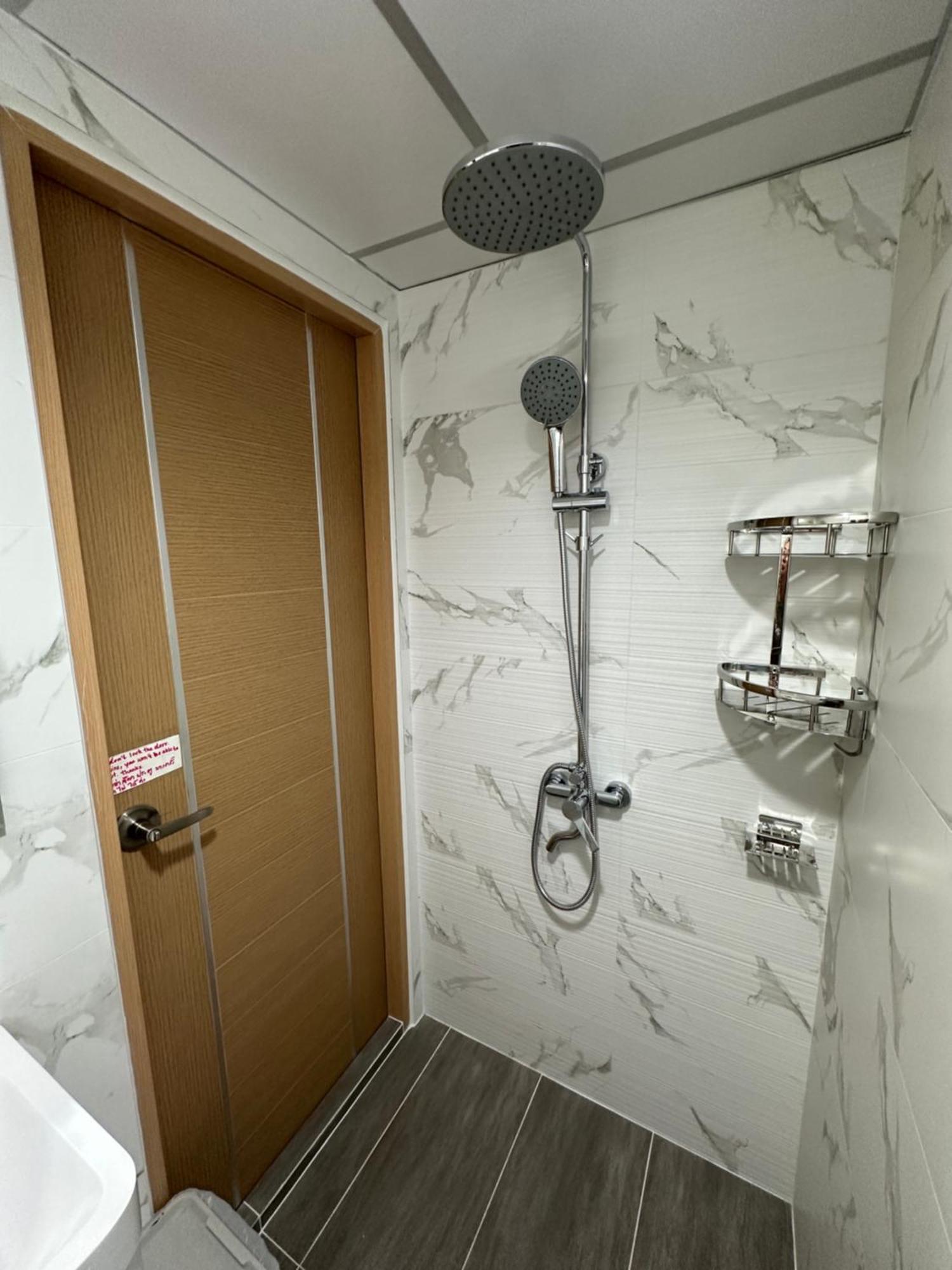Renovated Loft Style Condo Bangkok Ngoại thất bức ảnh