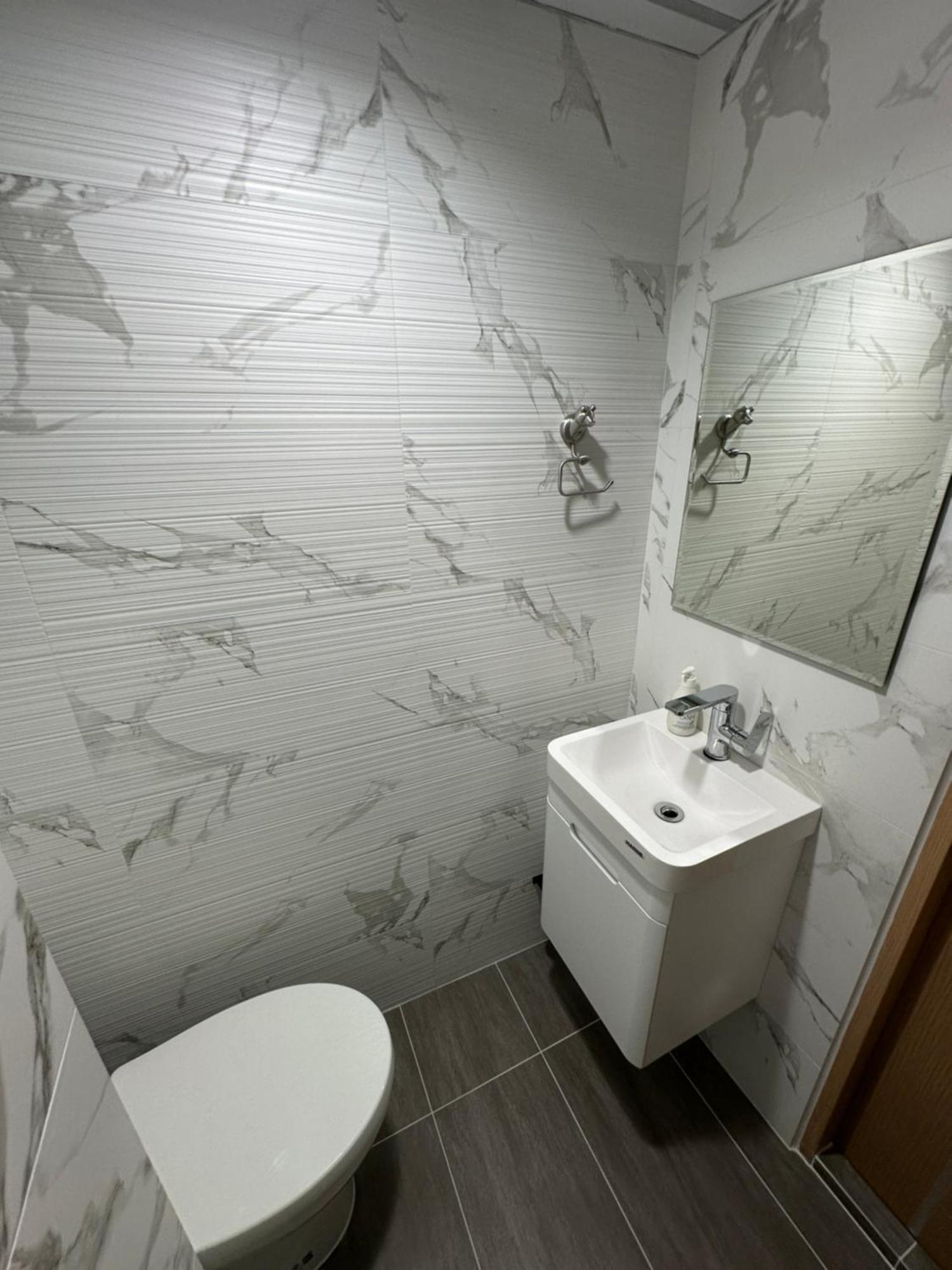 Renovated Loft Style Condo Bangkok Ngoại thất bức ảnh